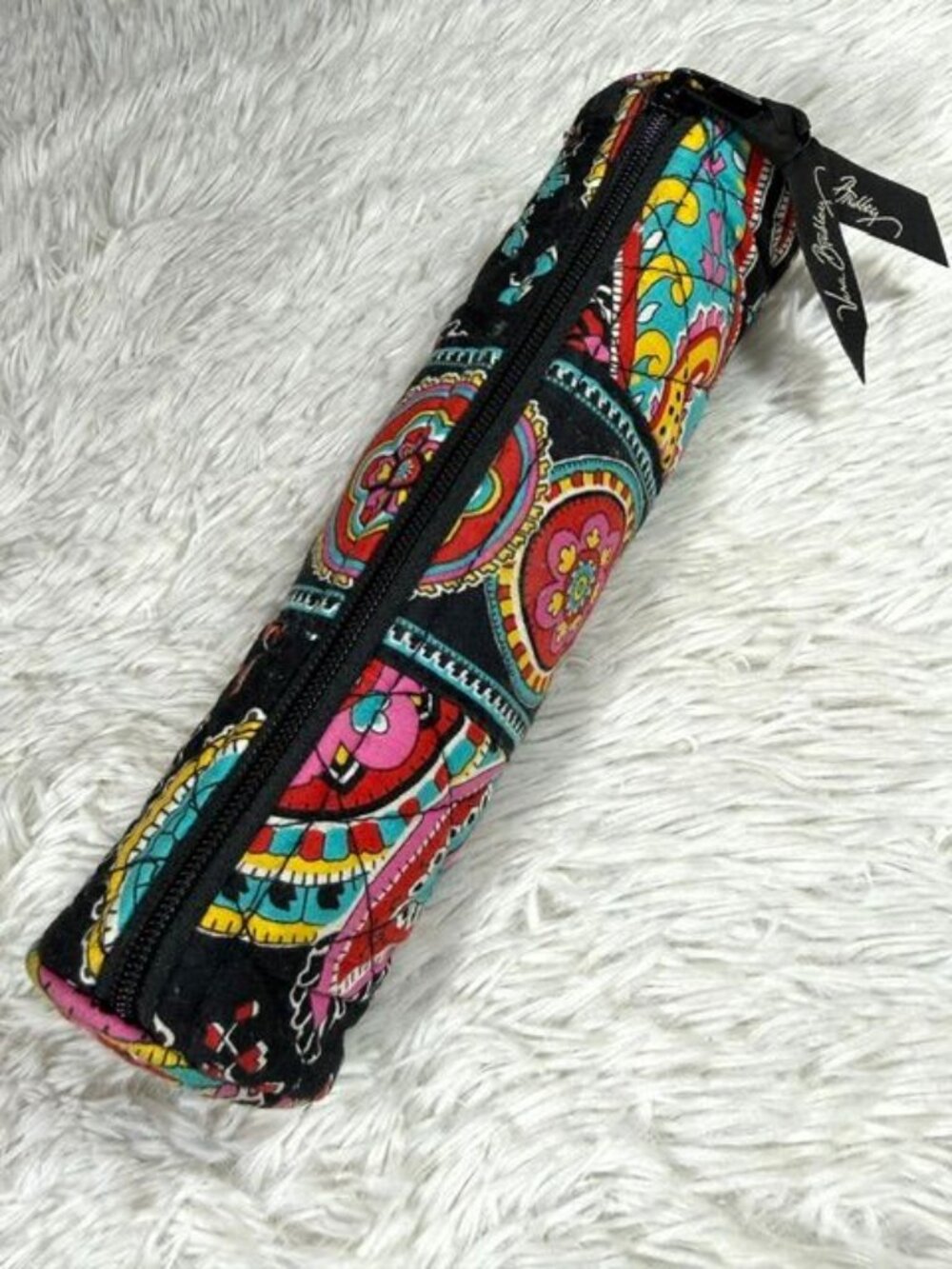 Vera Bradley Black Fuchsia Aqua Paisley Quilted Cylinder Cosmetic Zippered Pouch